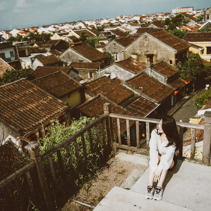 Outdoor terrace seating suitable for families in Porto